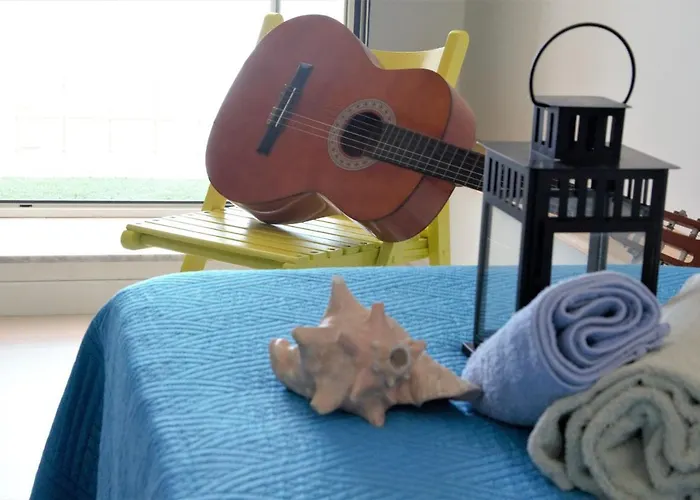 Joanna Flat Feriehus Giardini Naxos